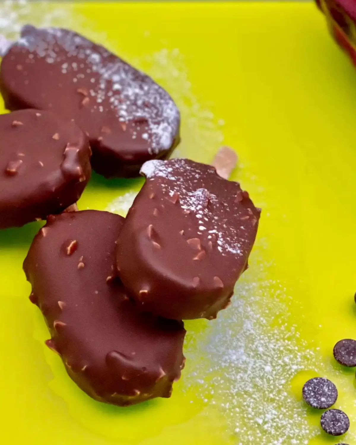 creation thumb for Almond Magnum Mousse Pops