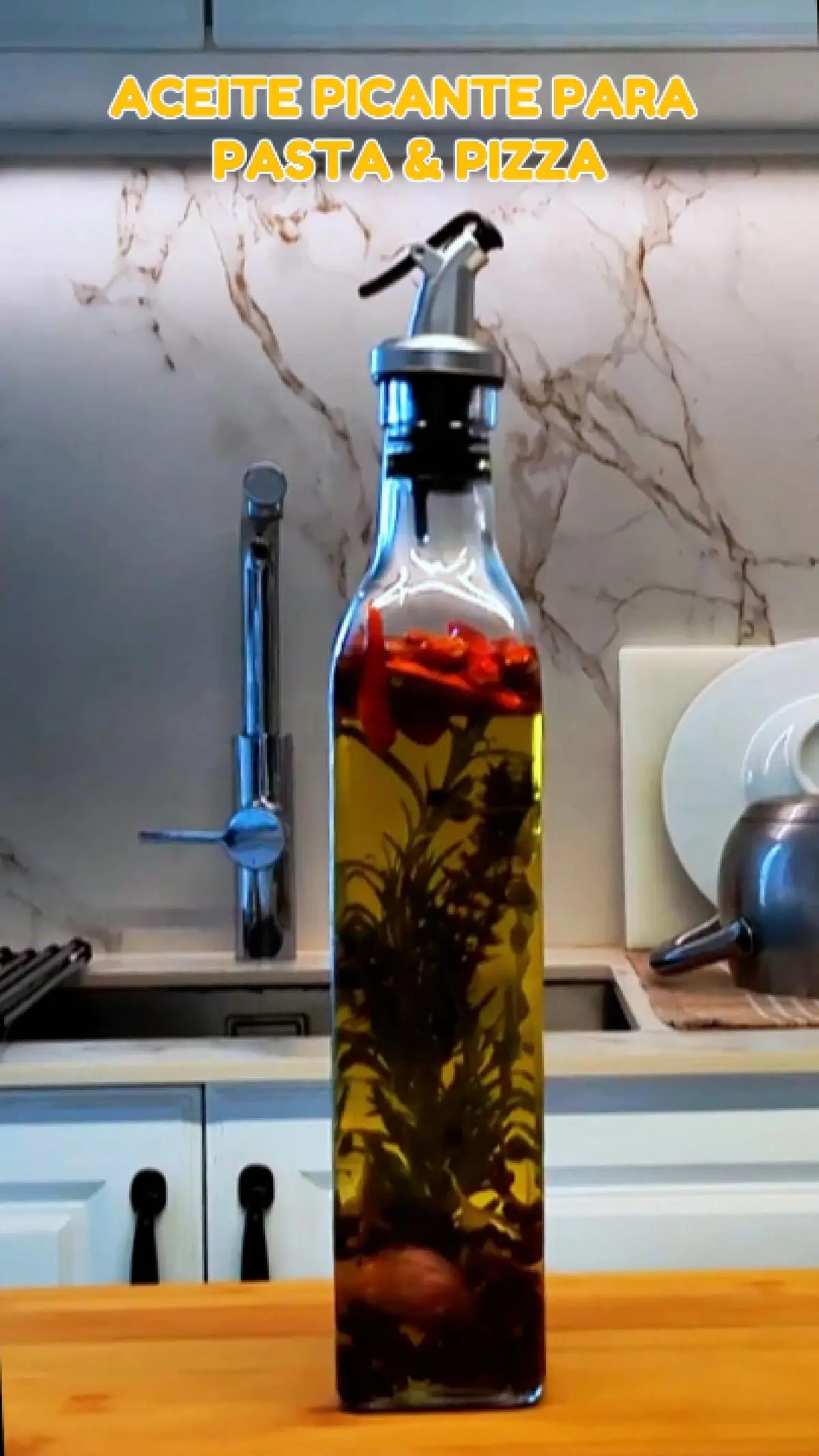 creation thumb for Olio Aromatico per Insalate, Pasta...