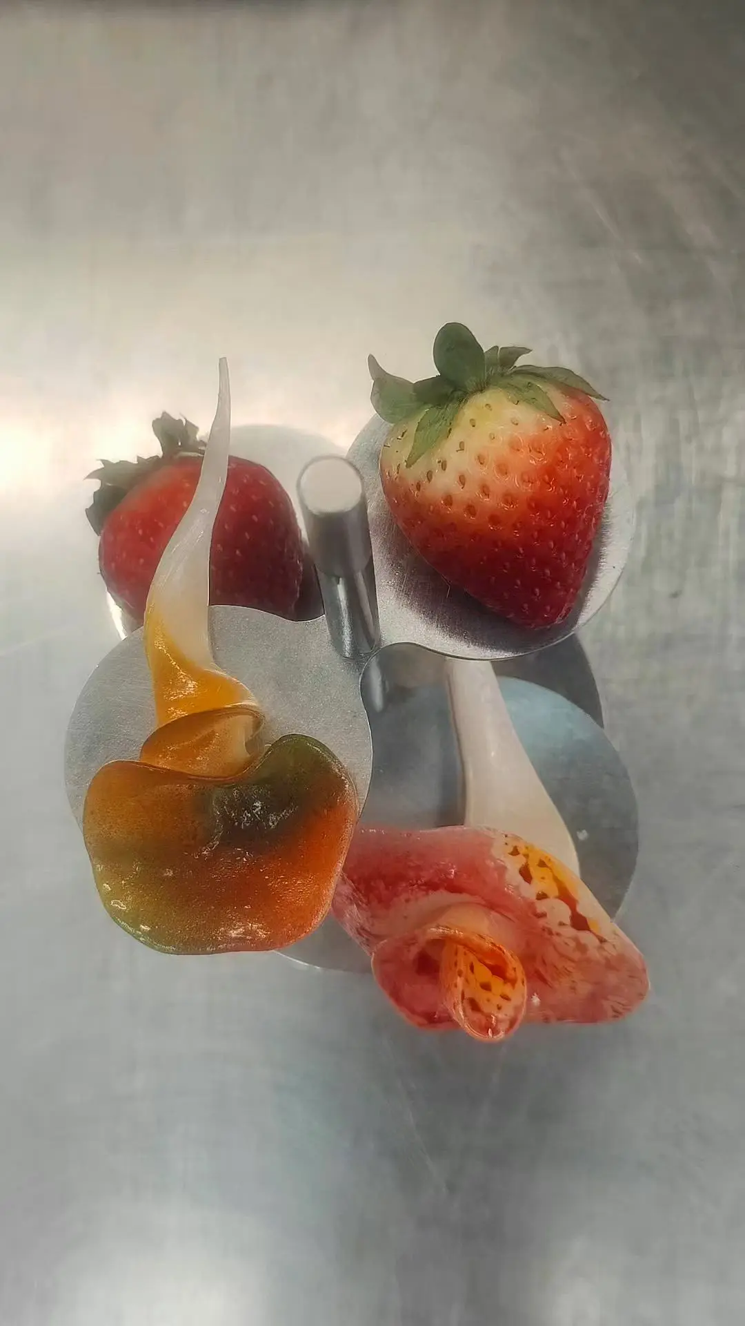 creation thumb for 🍓 First Time Sugar Art – Pulled Sugar Flowers.