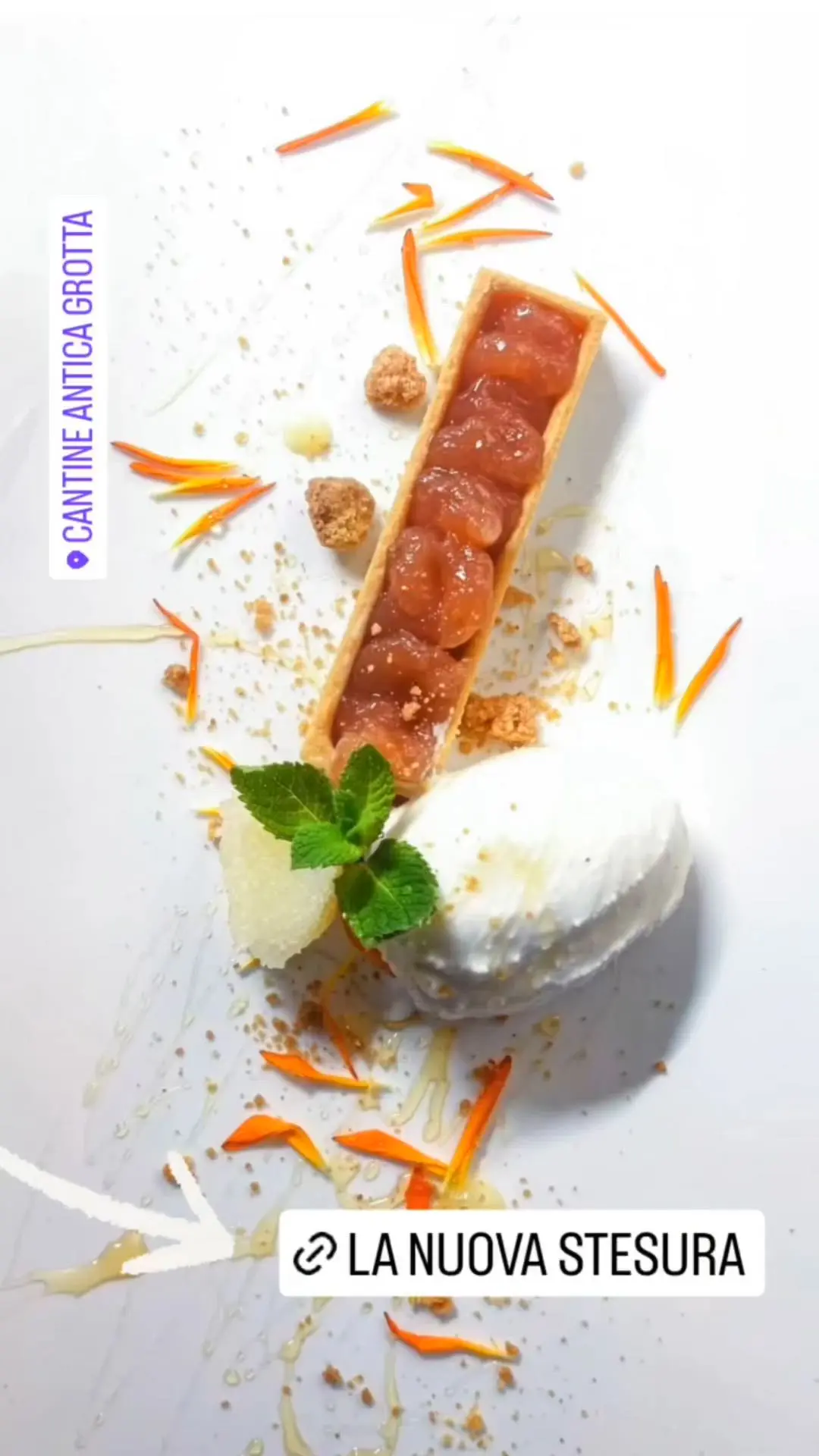 creation thumb for Crostata rabarbaro e lime, fior di capra e miele, limone 