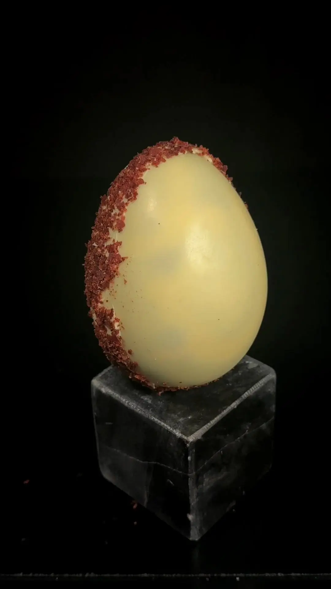creation thumb for Easter egg shells stuffed with berries