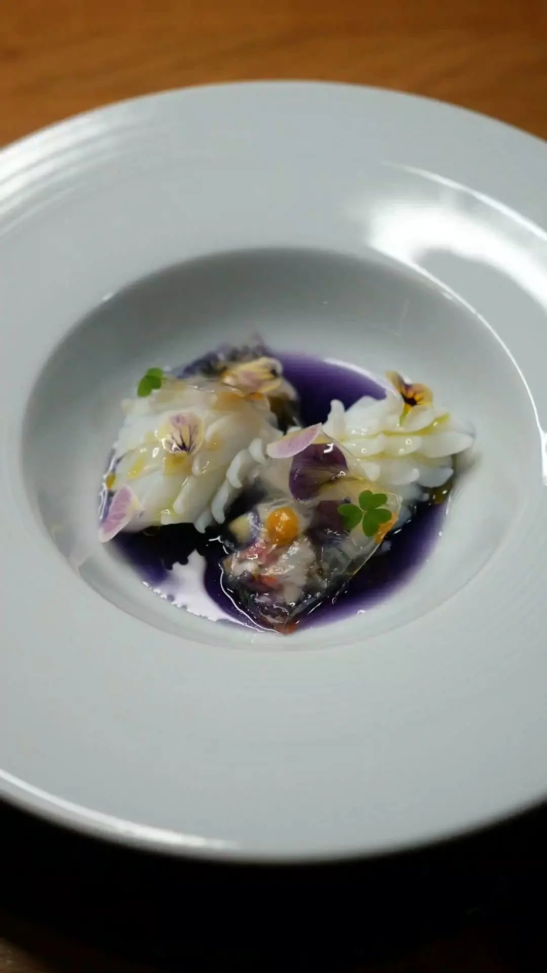 creation thumb for Cuttlefish shabu shabu and transparent dumpling