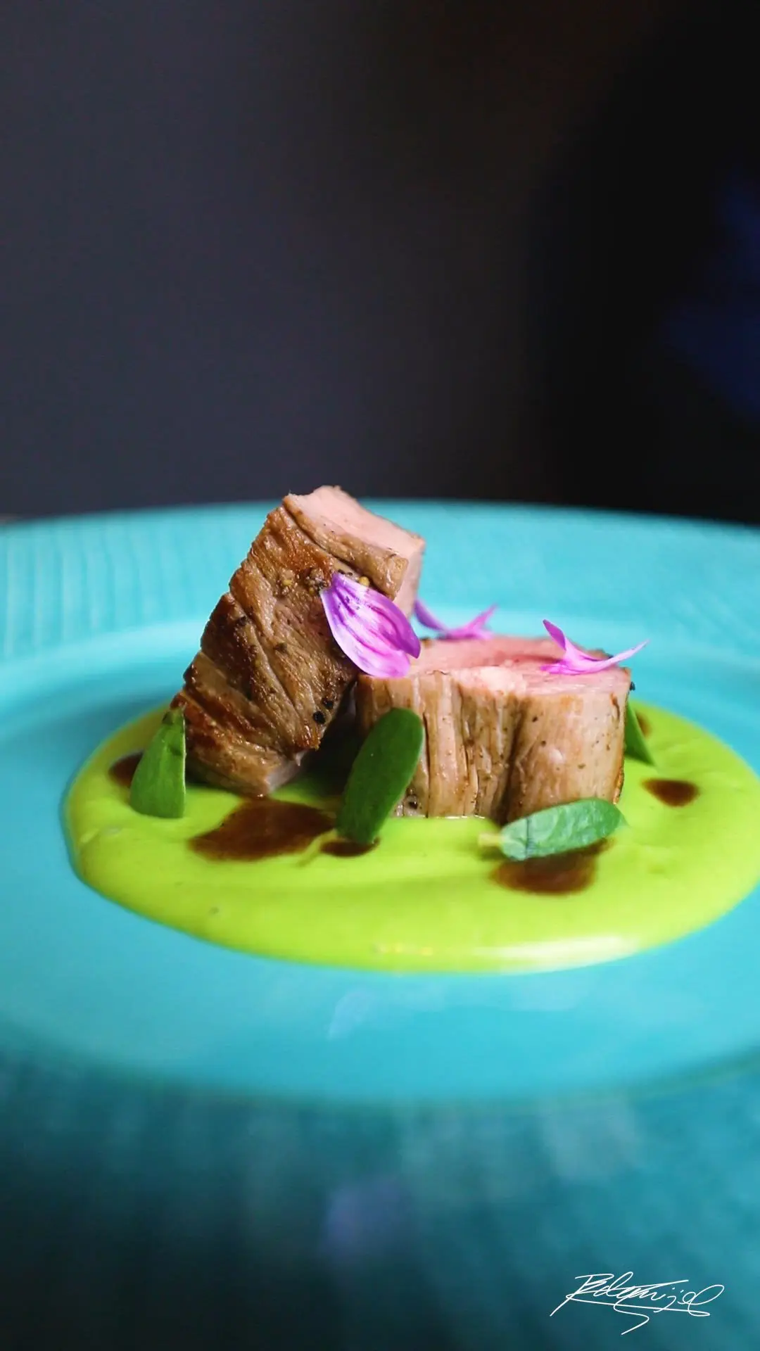 creation thumb for Veal tenderloin with zucchini cream and veal jus