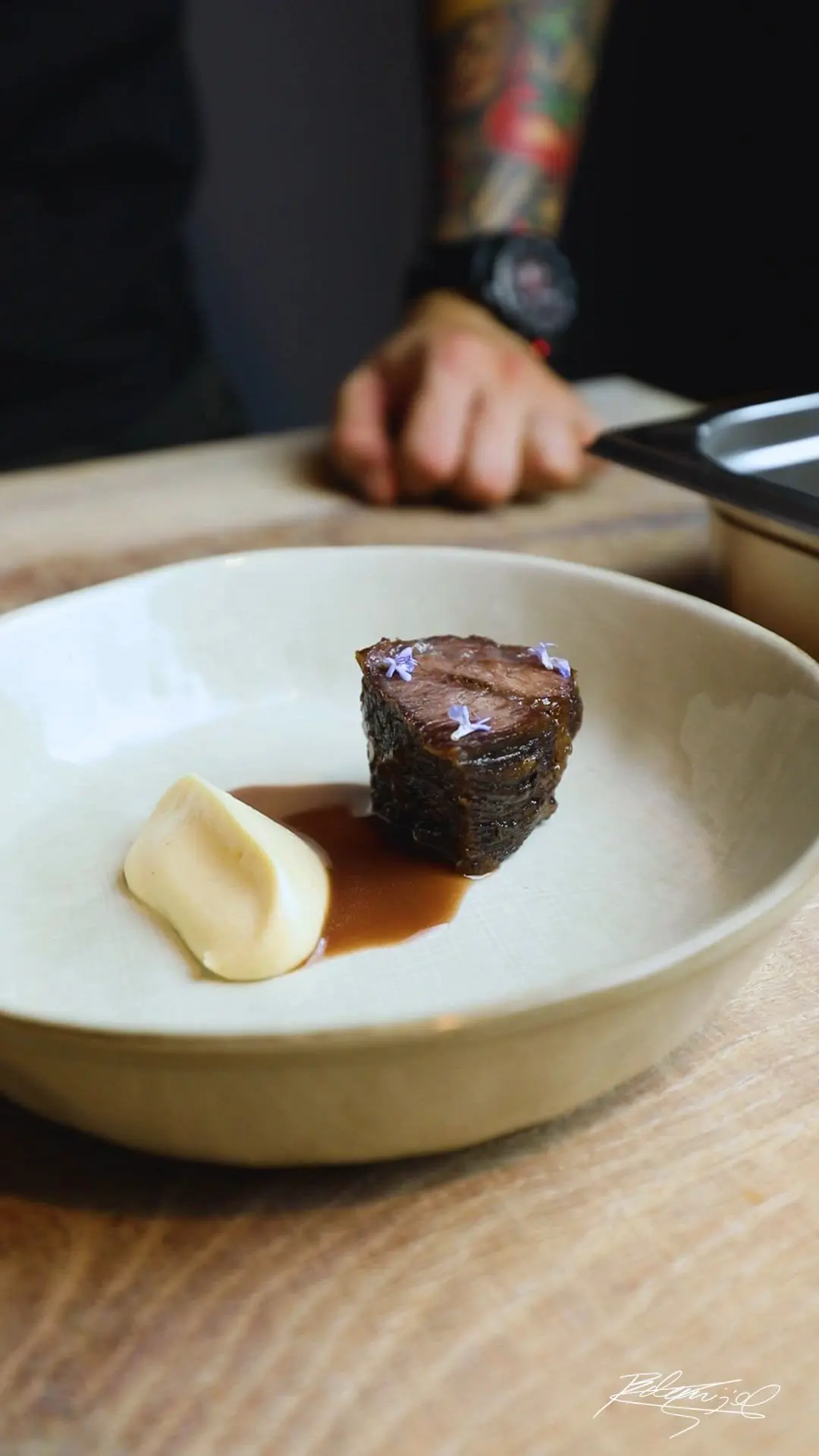 creation thumb for Beef cheek confit with celeriac puree and red wine sauce