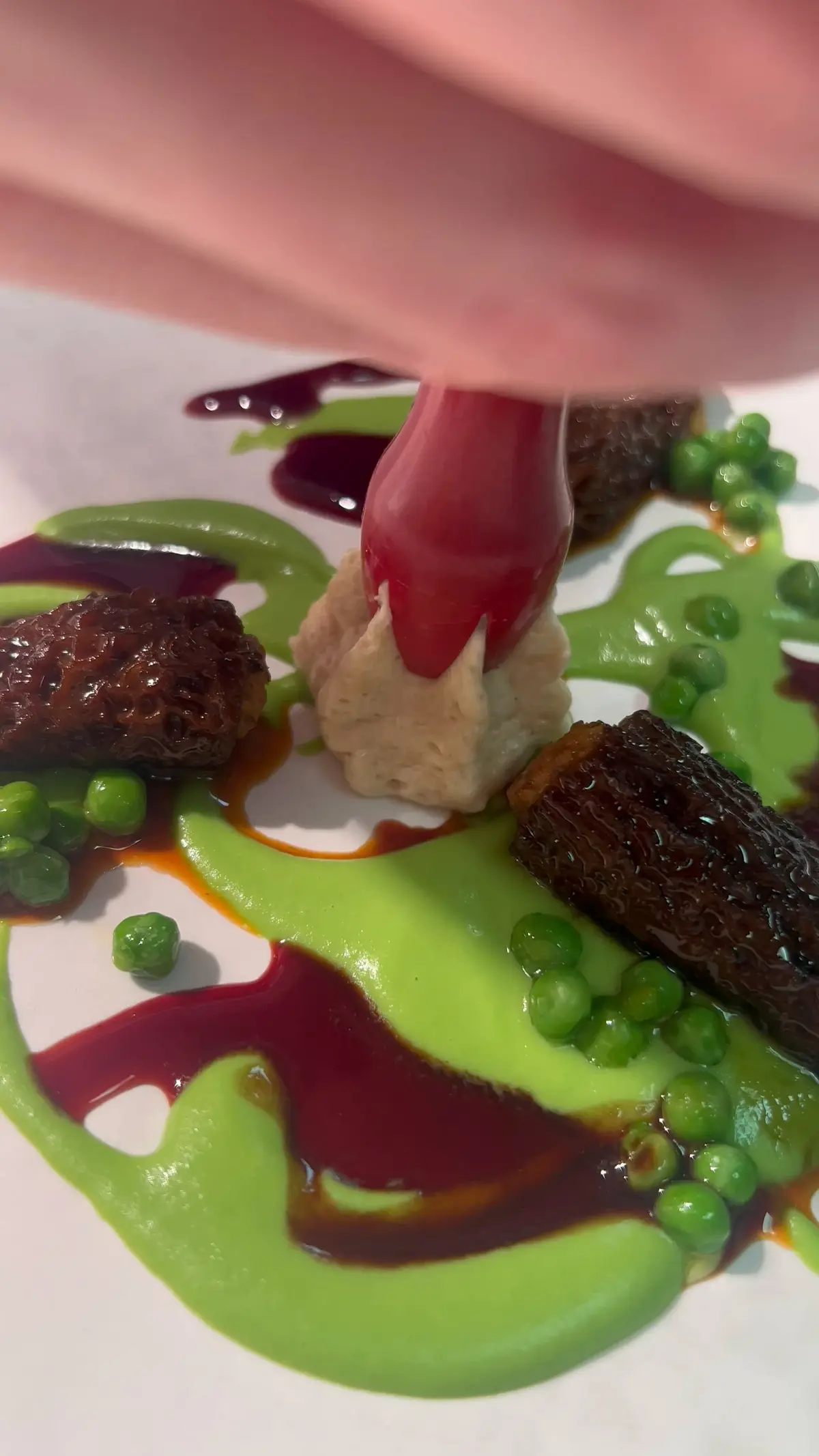 creation thumb for Stuffed morels, peas and port sauce
