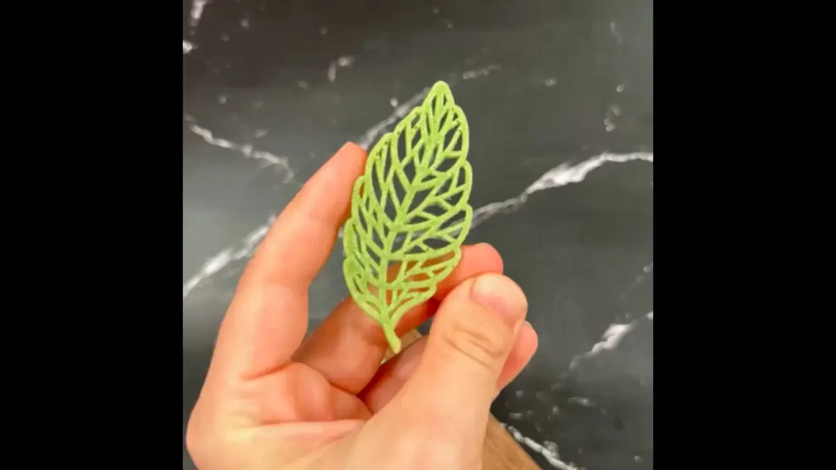 creation thumb for Pasta Cigarette Aromatizada con Albahaca
