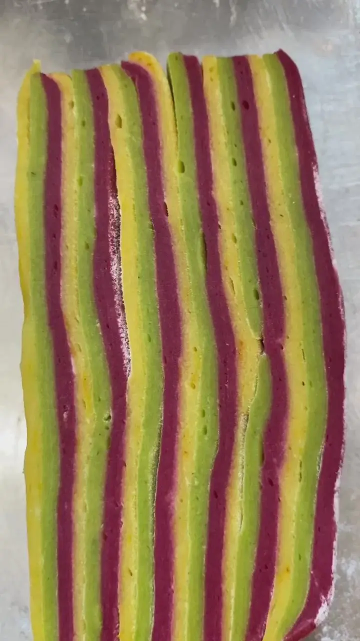 creation thumb for Rainbow pasta  🌈 