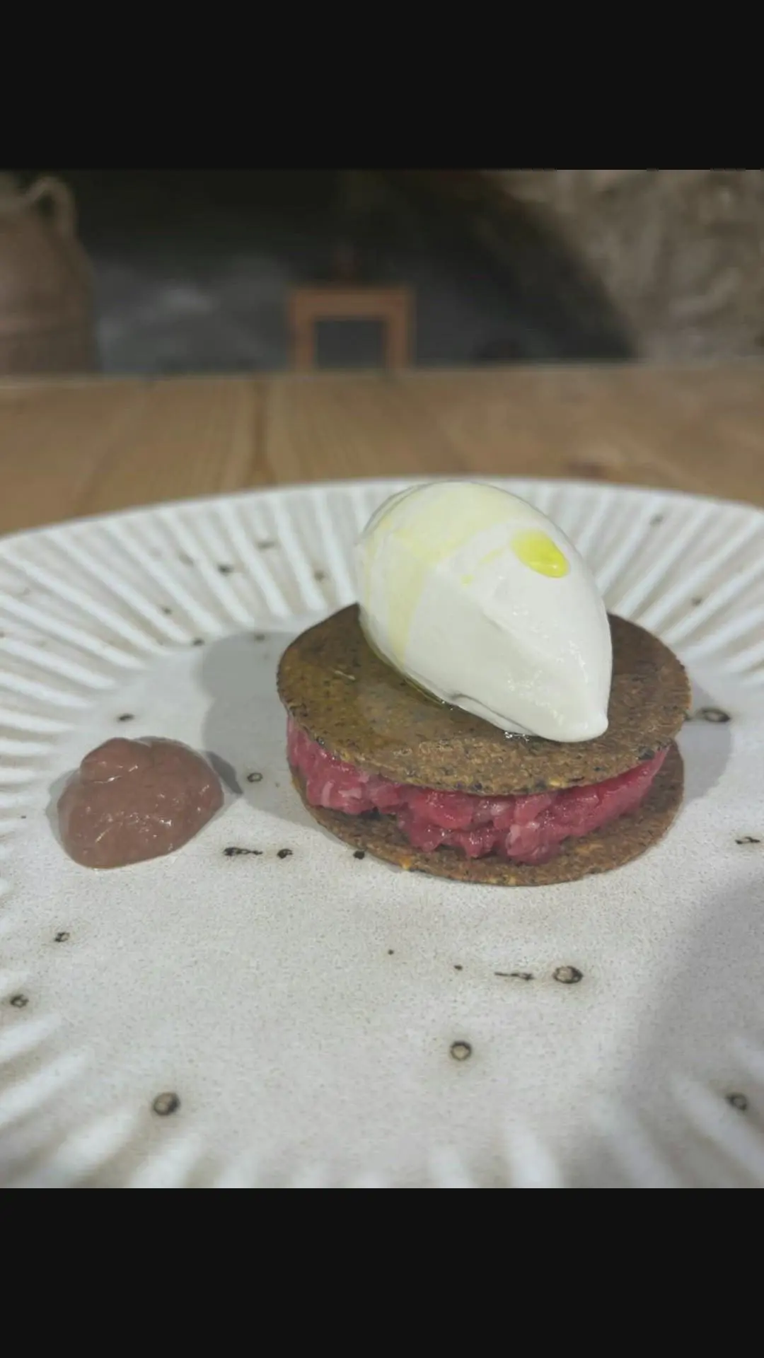 creation thumb for Tapenade croustillante, tartare de boeuf, glace au gorgonzola