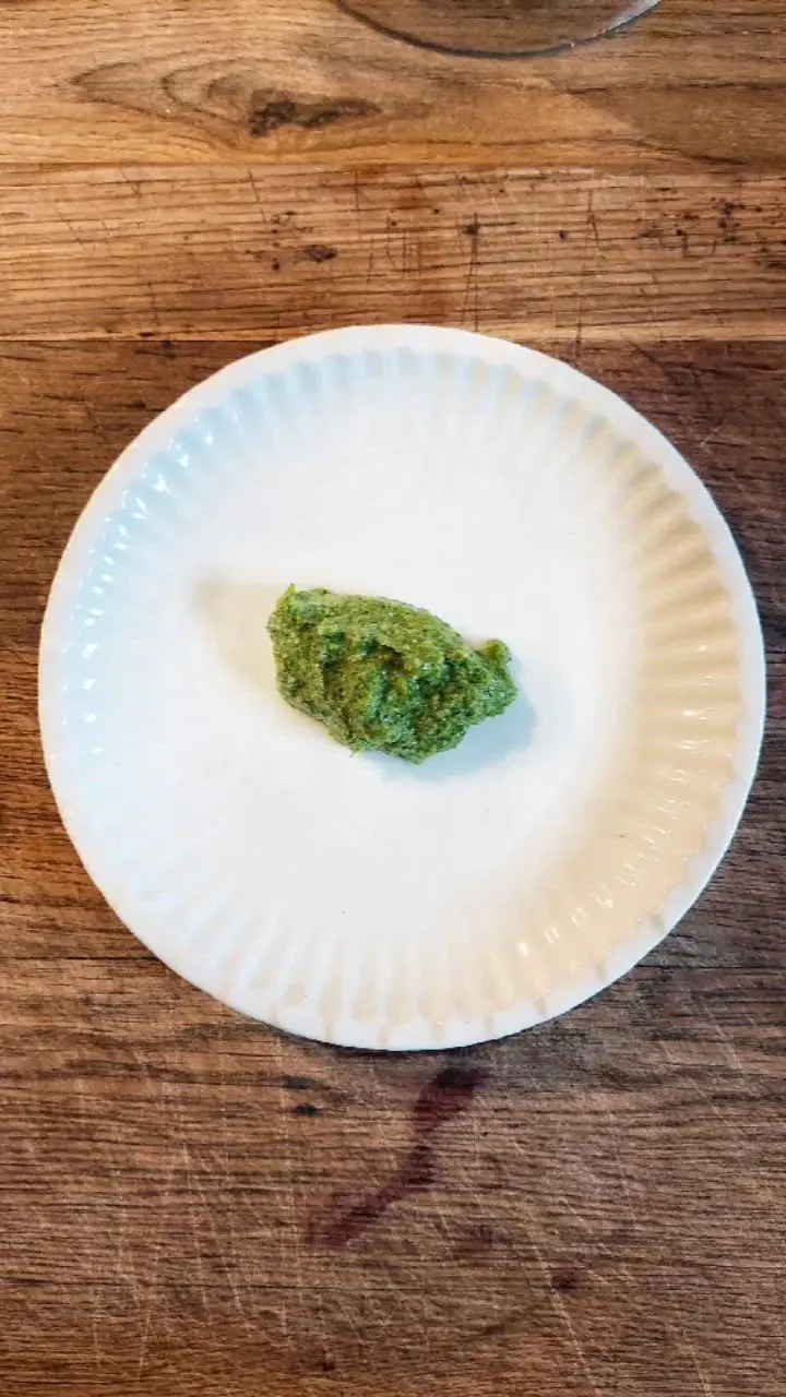 creation thumb for Parsley & Walnut Pesto 🥬🌰
