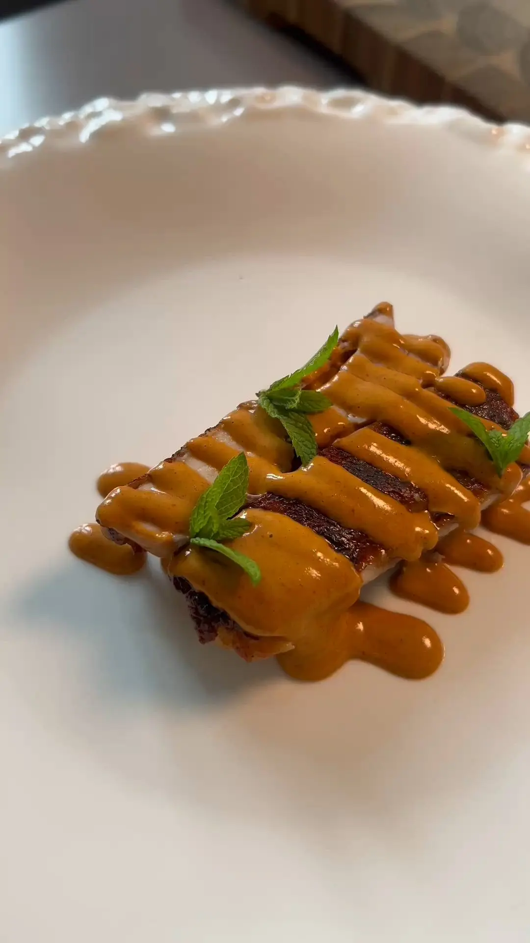 creation thumb for Pollo Crujiente con Velouté de Curry Rojo