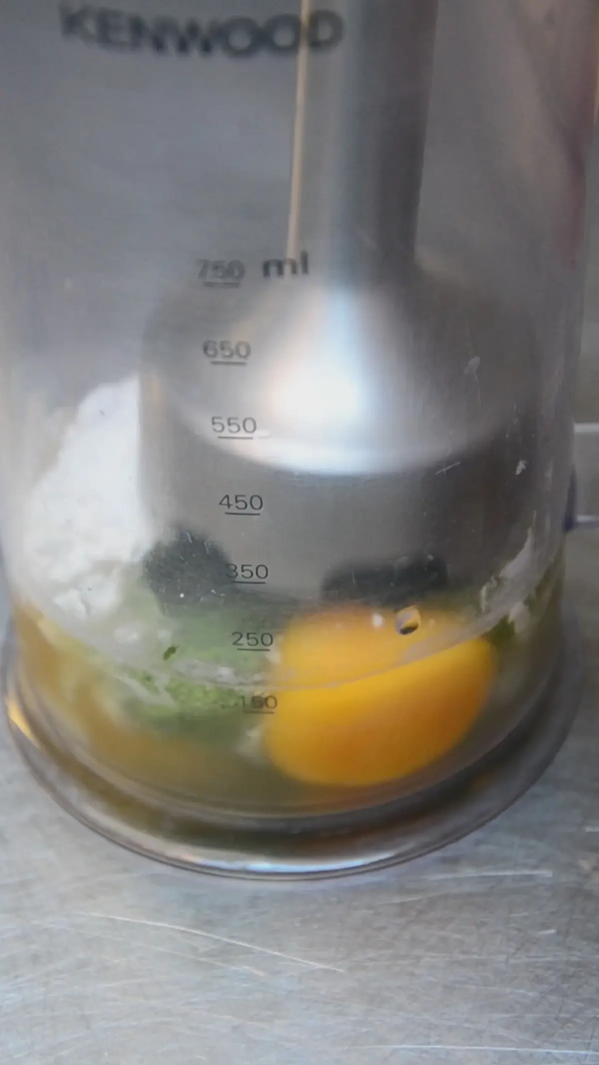 creation thumb for Pistachio sponge - microwave cake