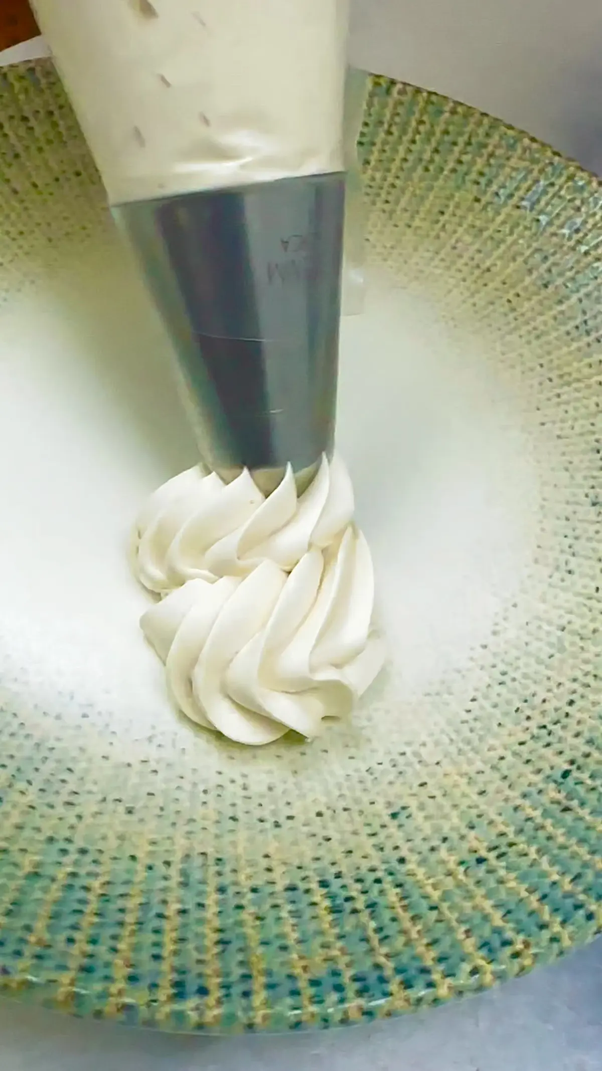 creation thumb for Whipped Caramel Cream 🤎