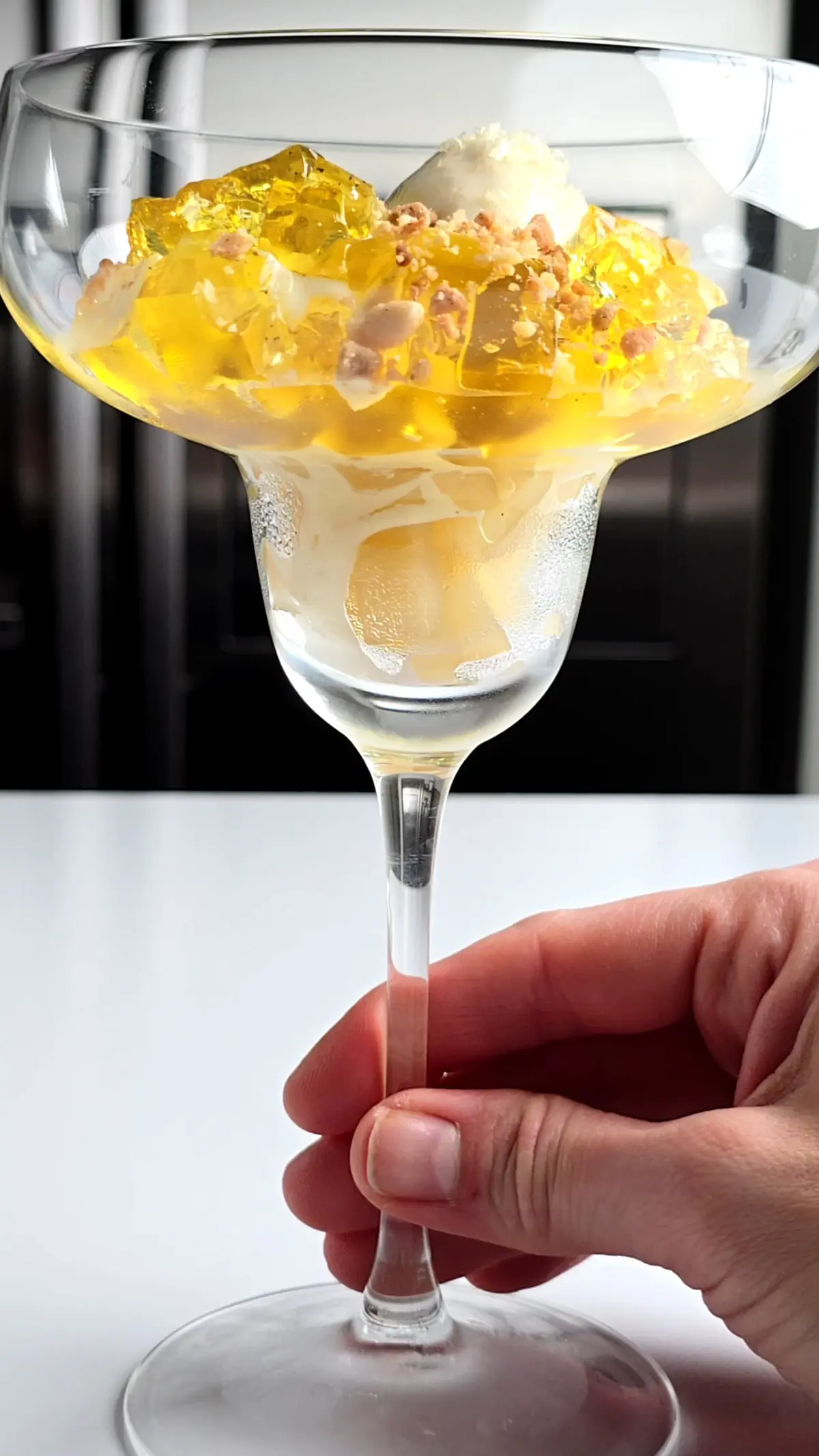 creation thumb for Mela cotogna cotta, gelatina allo zafferano, gelato al camembert