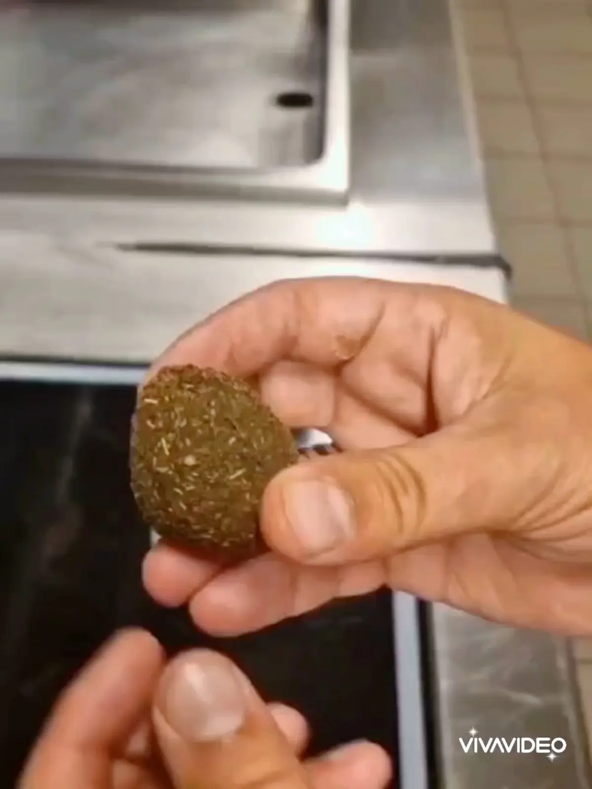 creation thumb for Coxinha (Brasil pulled chicken bites) in herb crust