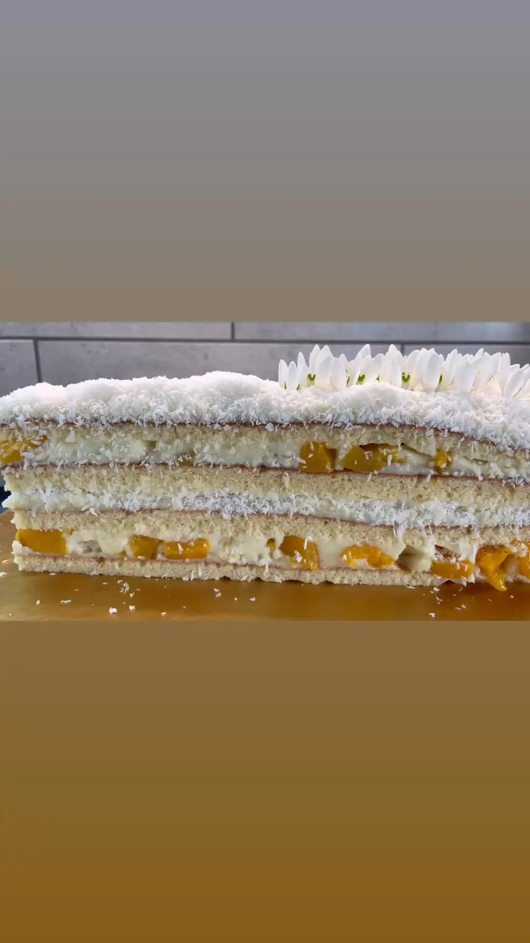 creation thumb for Coconut Apricot Layer Cake