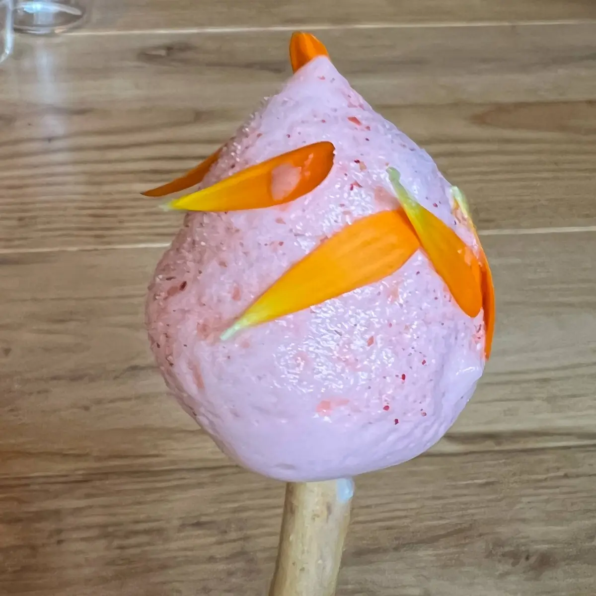 creation thumb for Strawberry Tiramisù Lollipop