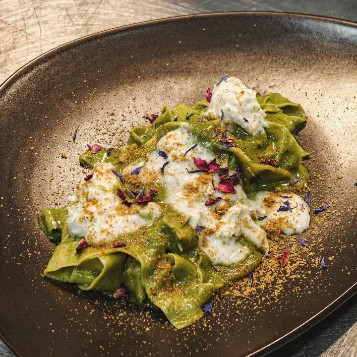 creation thumb for Fettuccine al Pesto with stracciatella 