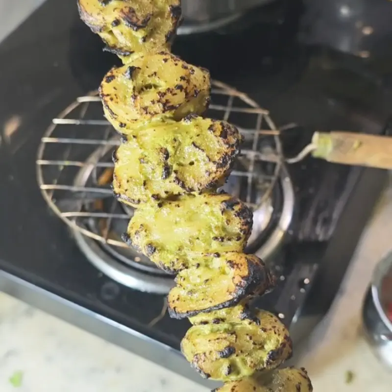 creation thumb for Ricetta di soya chaap marinato verde (cibo di strada indiano)