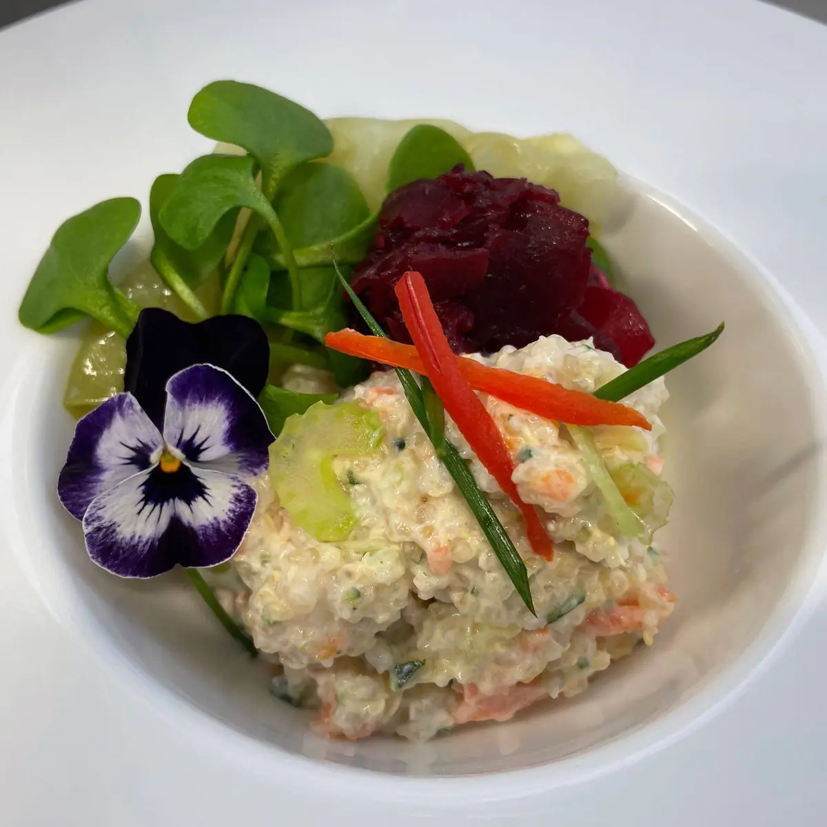 creation thumb for Quinoa vegetable bowl