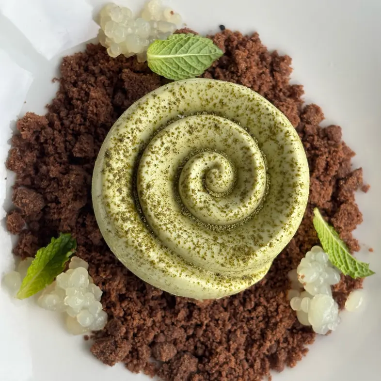 creation thumb for White Chocolate & Matcha Mousse