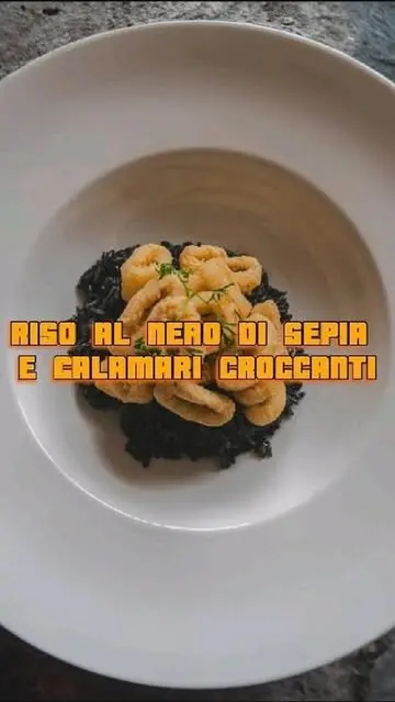 creation thumb for Riso al Nero di Sepia e Calamari Croccanti