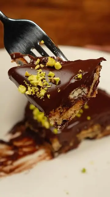 creation thumb for Petibör Biscuit & Mosaic Cake