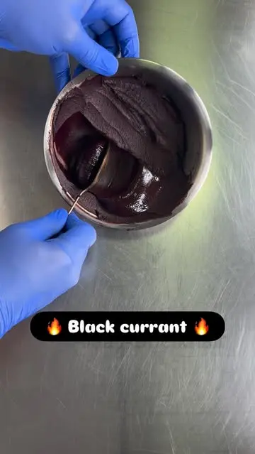 creation thumb for Black Currant Chocolate