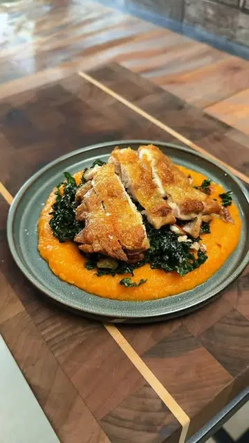 creation thumb for Crispy Chicken Thighs