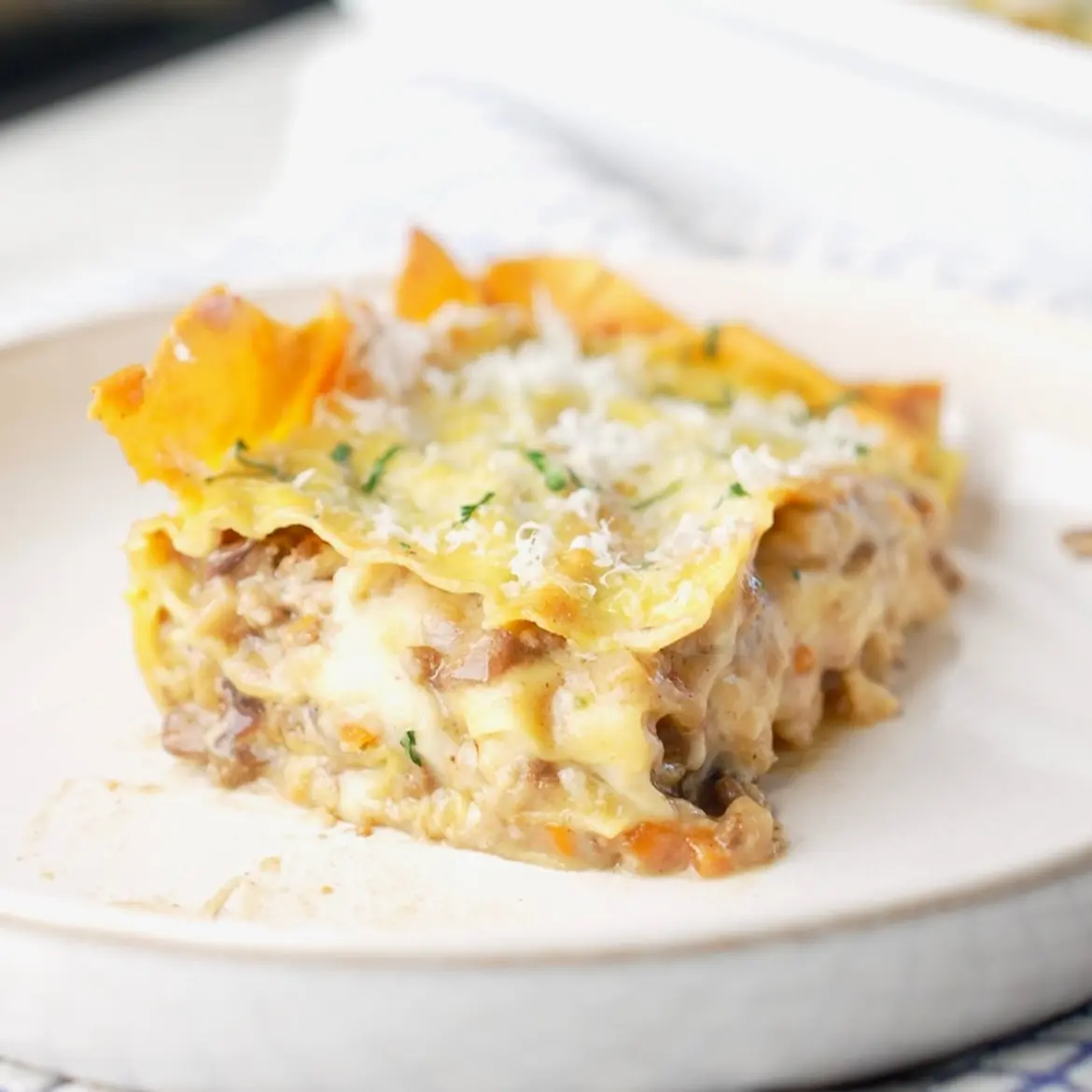 creation thumb for Lasagne with Radicchio, beef and smoked scamorza