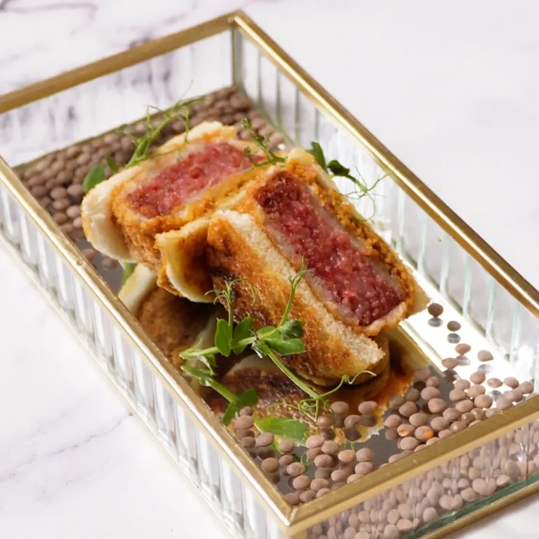 creation thumb for Cotechino-Sandwich mit Linsencreme