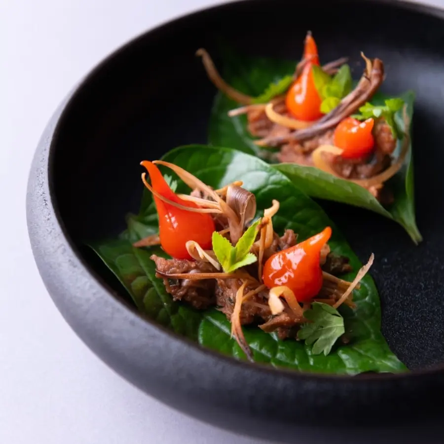creation thumb for Betel Leaf | Tamarind | Galanga | Banana Blossom | Bequinho Peppers