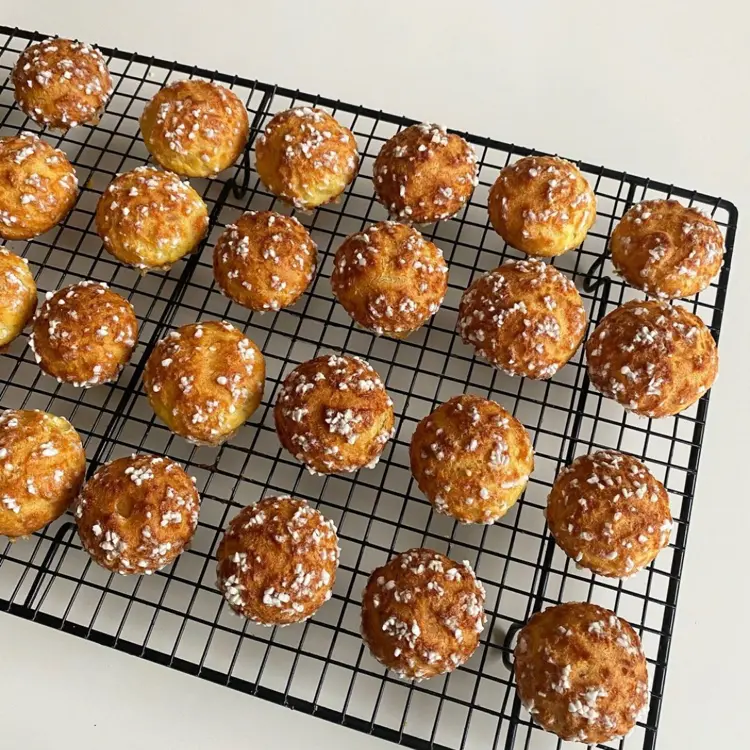 creation thumb for Chouquettes