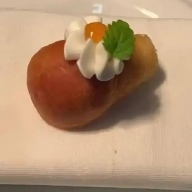 creation thumb for Mini Babà napoletano al Rhum