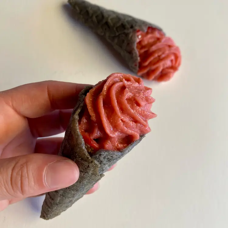 creation thumb for Strawberry and EVO oil crémeux