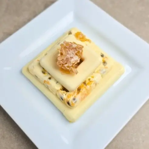 creation thumb for Gelato di Yogurt Presentato in Tre Modi