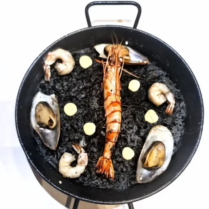 creation thumb for Spanish seafood paella🦞🦑🐟
