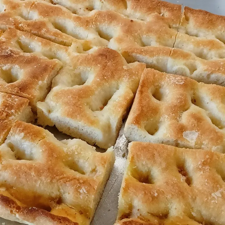 creation thumb for Genoese focaccia (Fugassa) – high version