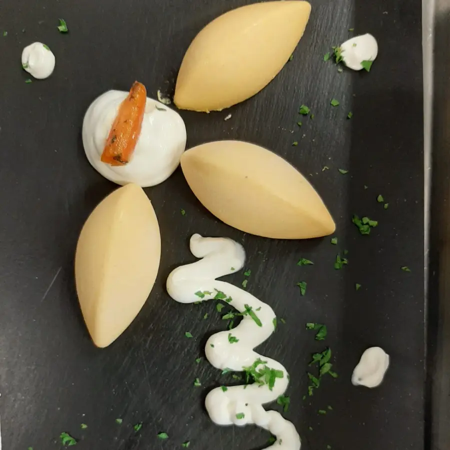 creation thumb for Panna cotta salata alla carota,creme fraiche,e carotina glassata :