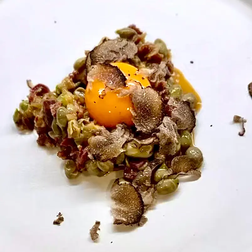 creation thumb for Fave baby, prosciutto iberico, tuorlo d'uovo crudo, tartufo nero