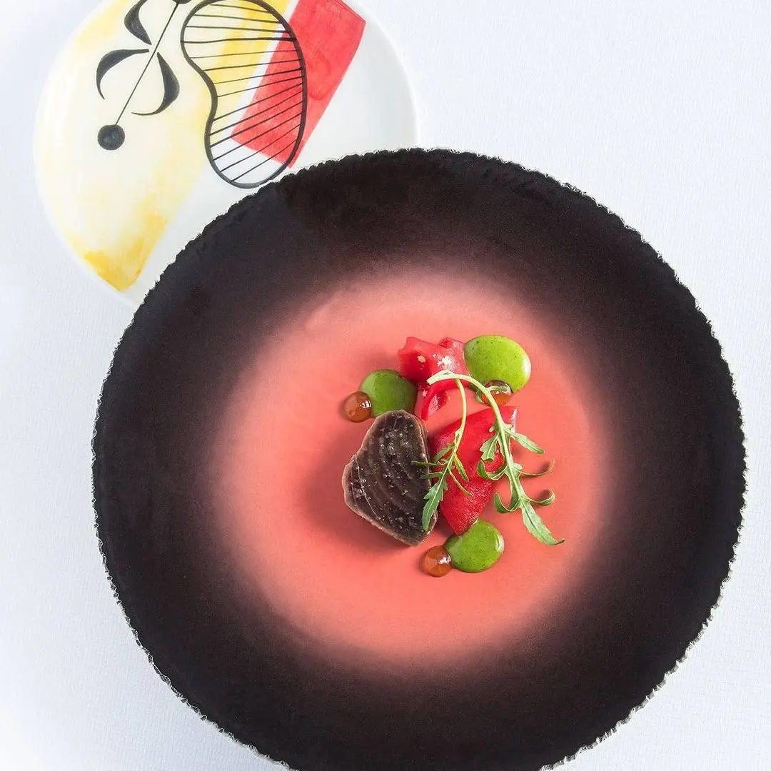 creation thumb for Mediterranean Tuna / Tomatoes / Ginger / Rocket Vinaigrette