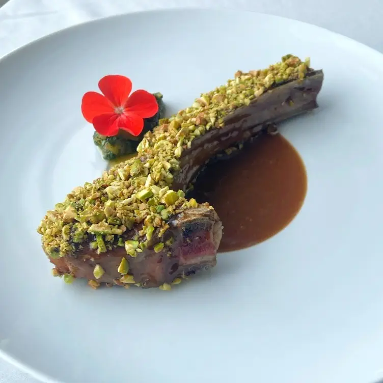 creation thumb for Agnello, Salsa di Pepe di Sichuan, Pistacchi e Chimichurri di Albicocca