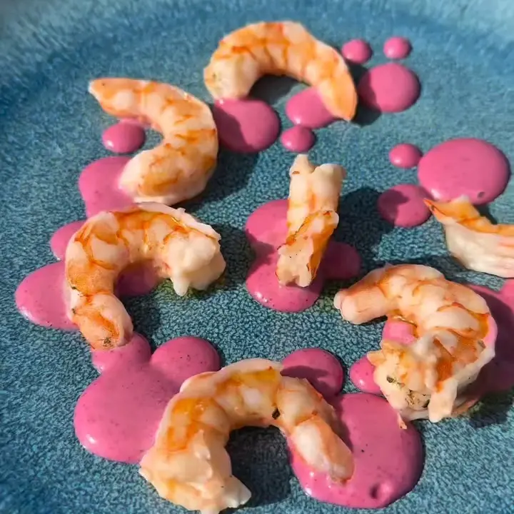 creation thumb for Steamed Prawns with Beetroot Mayonnaise