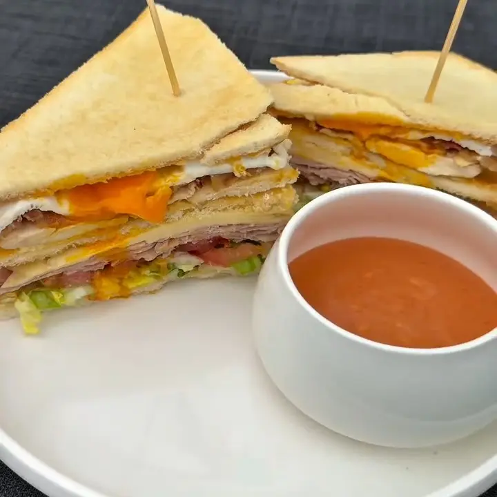 creation thumb for Club Sandwich