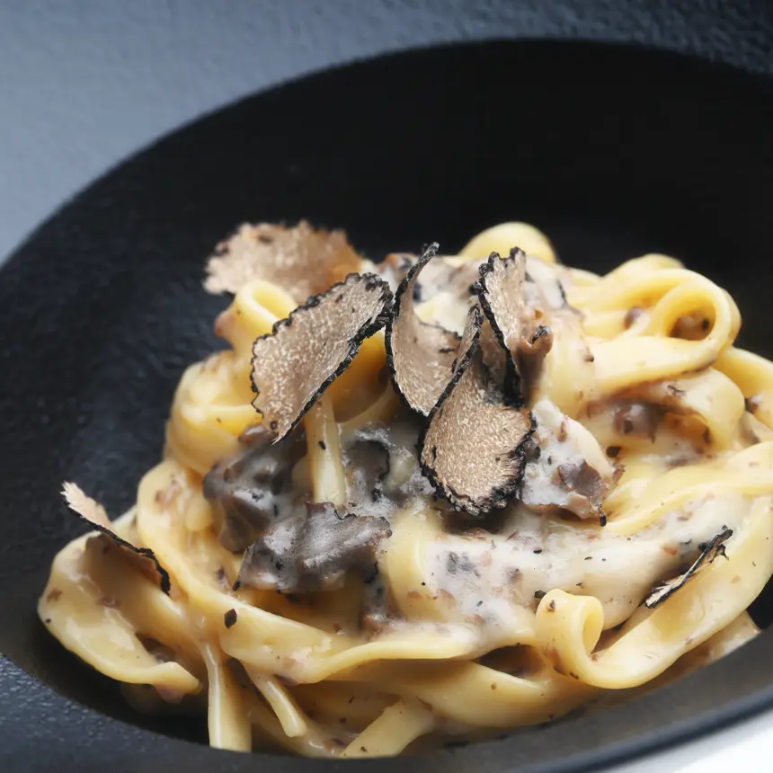creation thumb for Home made tagliatelle with black truffle