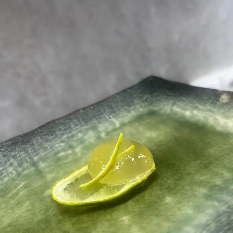 creation thumb for Whiskey sour sphere
