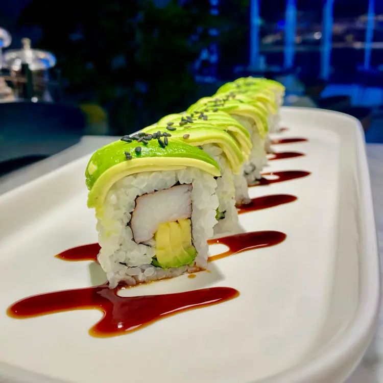 creation thumb for Sushi - Urmaki crab & avacado with teriyaki sauce
