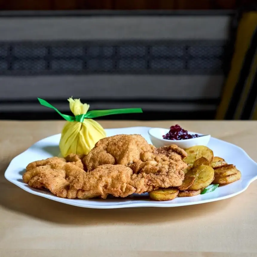 creation thumb for Schnitzel “Viennese style” from straw pig