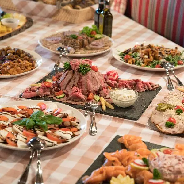 creation thumb for Sunday brunch buffet
