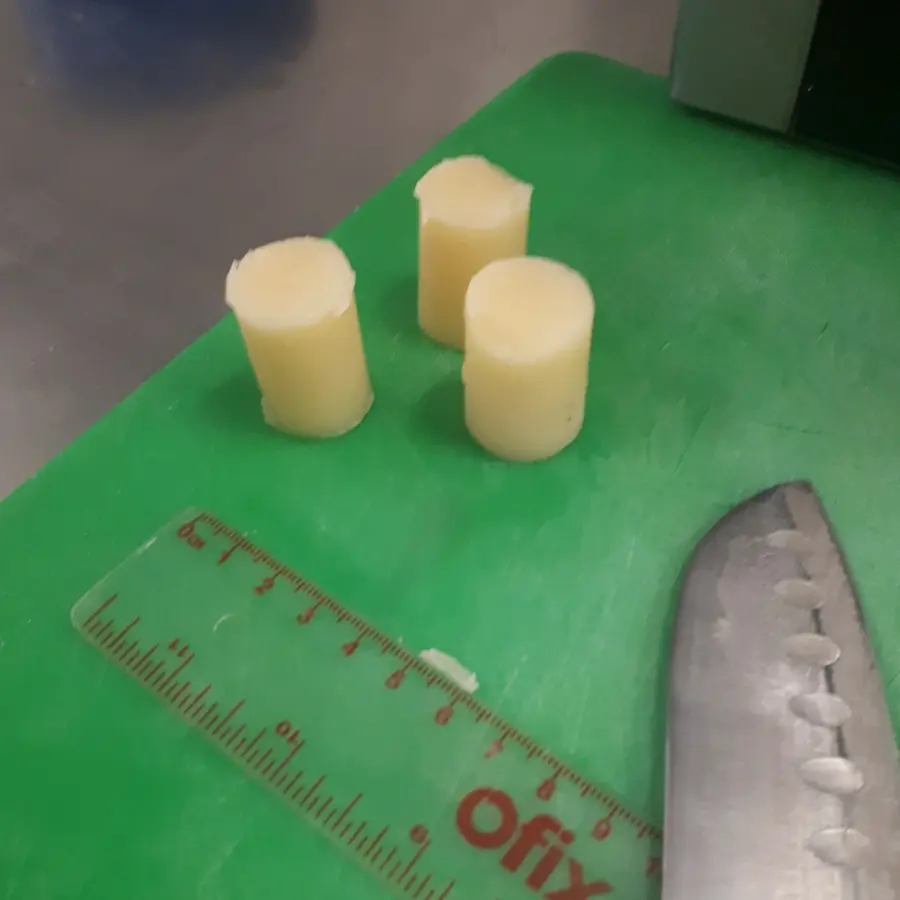 creation thumb for Edible Candle / Vela Comestible 