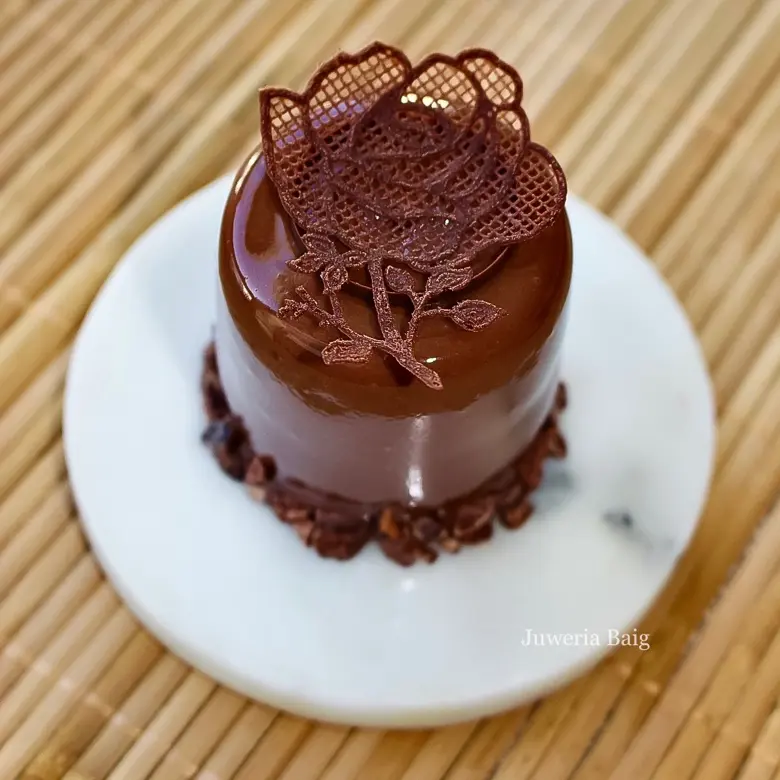creation thumb for Fallen Angel - Dark chocolate entremet